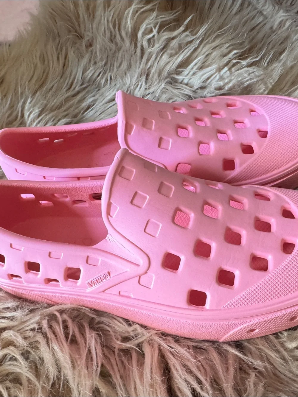 VANS Trk Youth Girls Slip-On Shoes Pink- Youth Kids Size 3 - checkerboard cutout